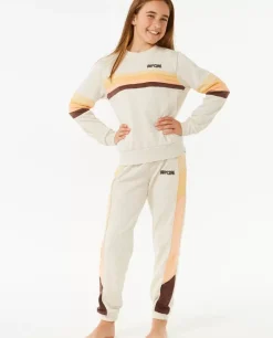 Revival Pannelled Crew Fleece Menina